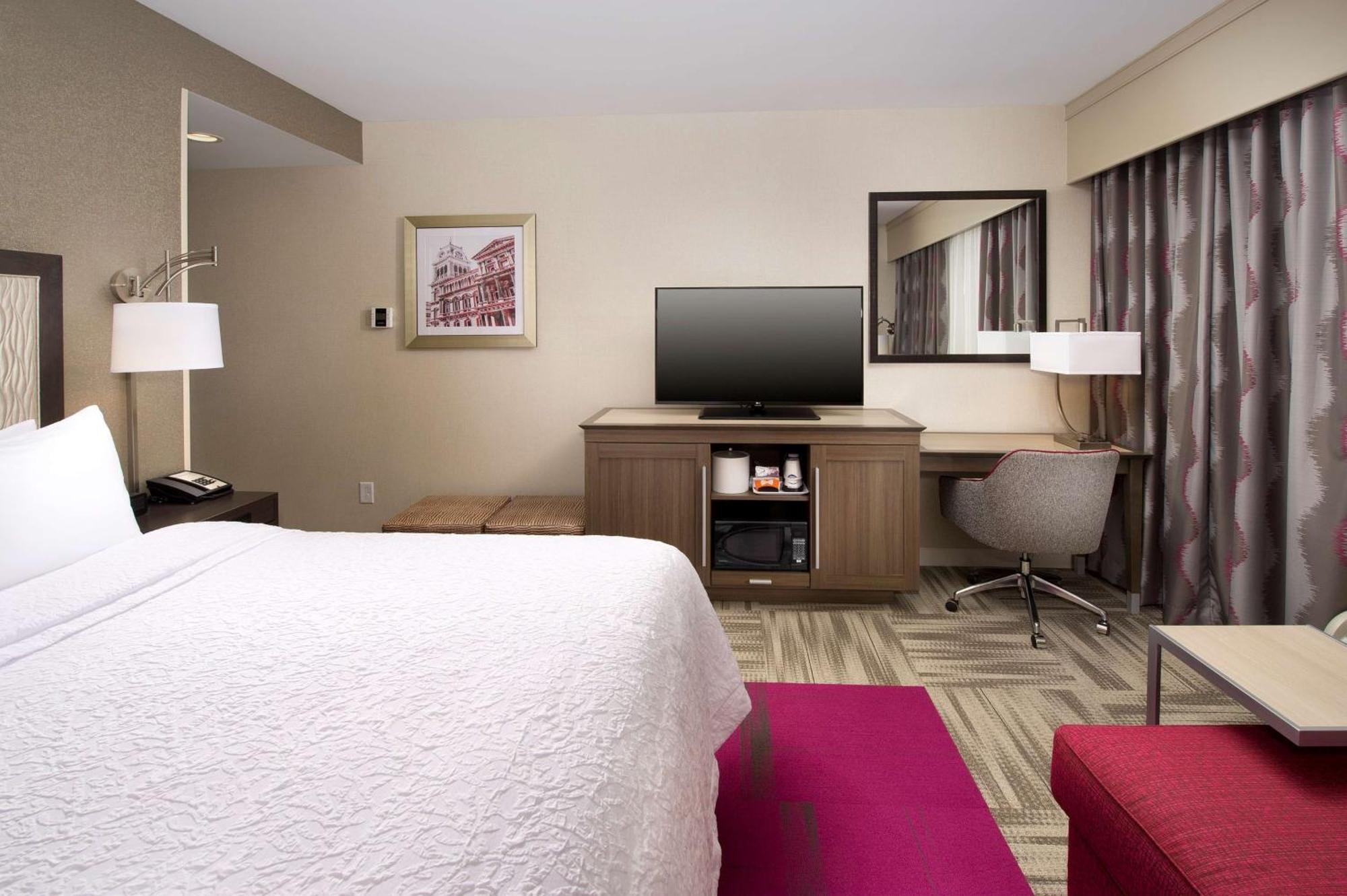 Hampton Inn Louisville East Hurstbourne Dış mekan fotoğraf