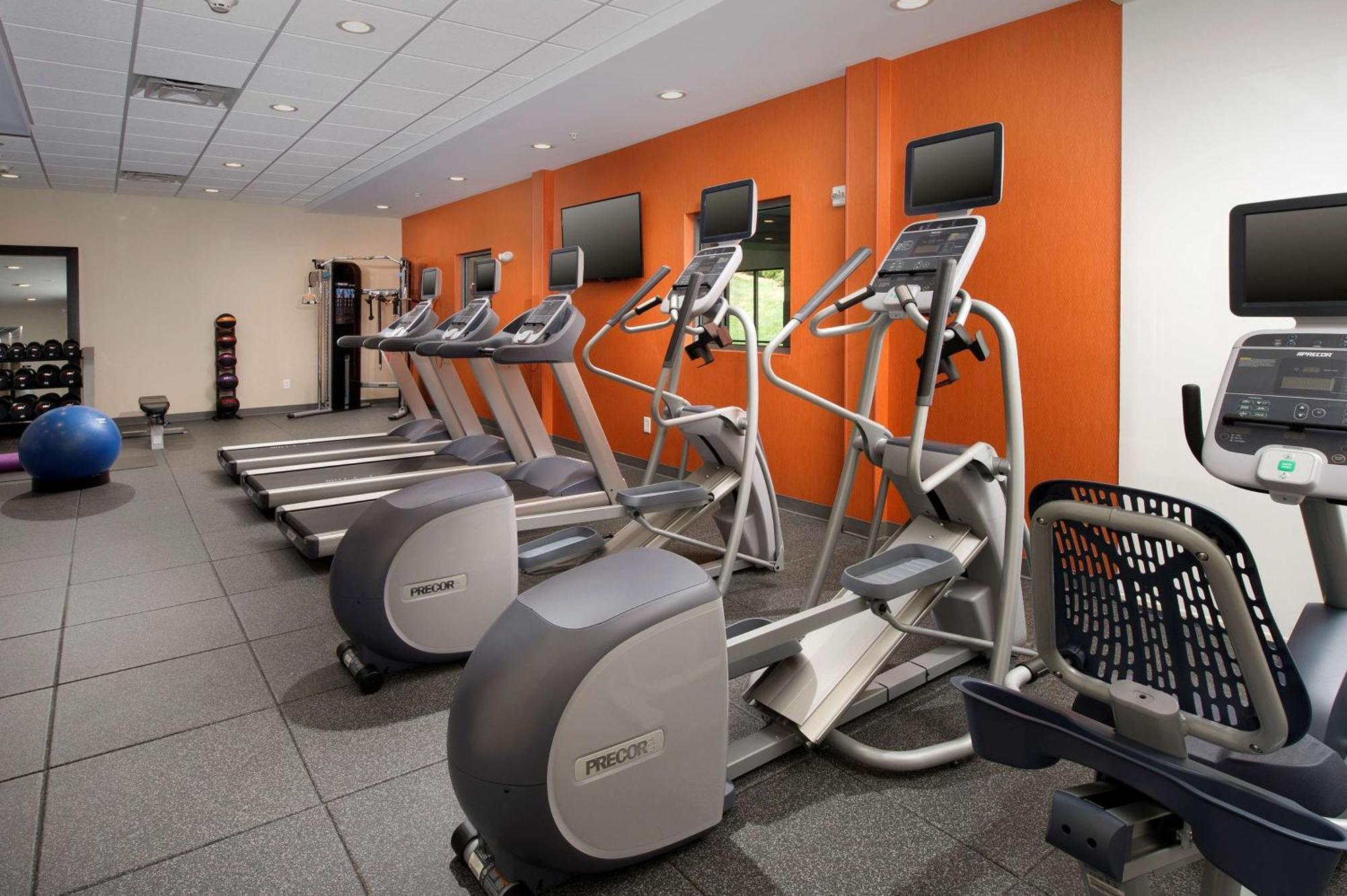 Hampton Inn Louisville East Hurstbourne Dış mekan fotoğraf