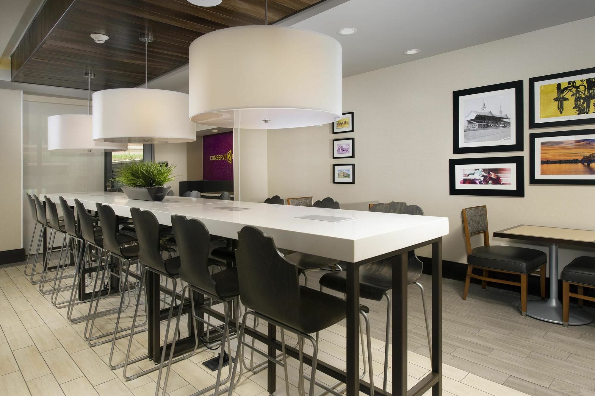 Hampton Inn Louisville East Hurstbourne Dış mekan fotoğraf